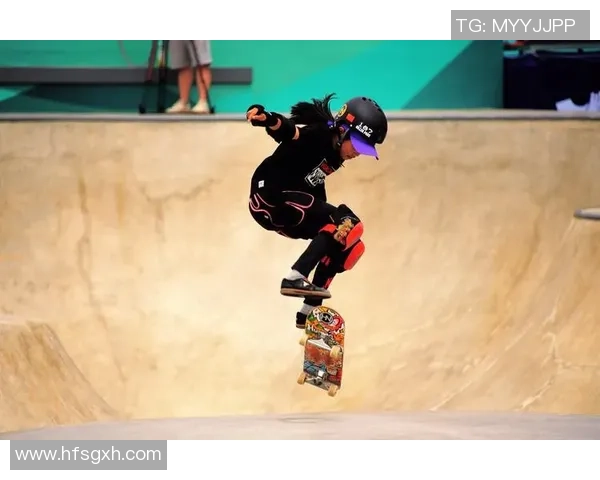 杭州街舞队在滑板精英赛中以79分稳居积分榜首位